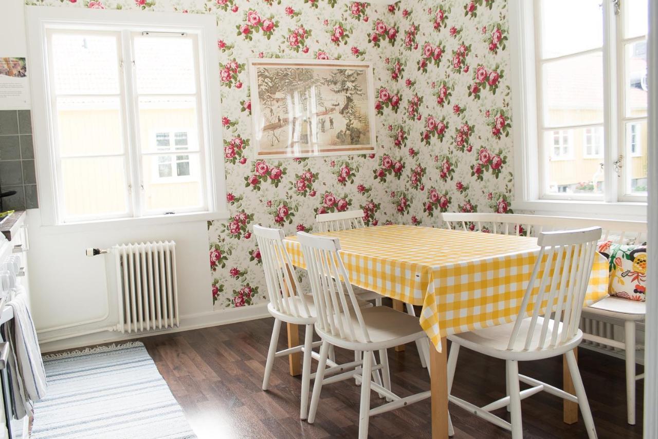 Malmgardens Vandrarhem B&B Strängnäs Exteriér fotografie